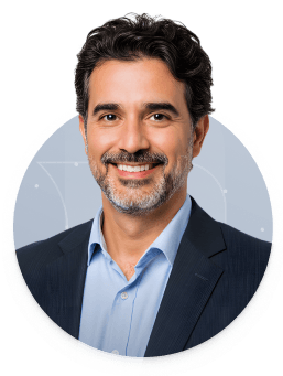 Imagem de um homem sorrindo